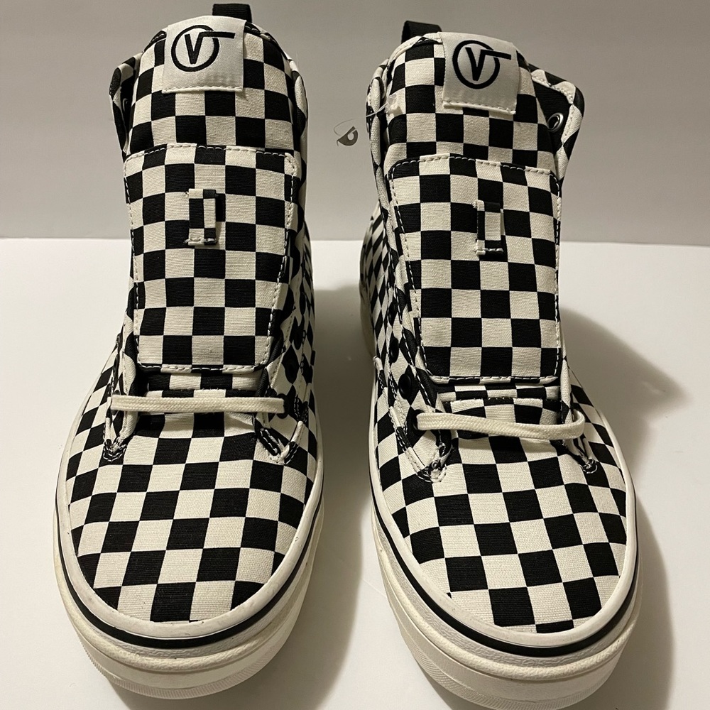 VANS U Sentry WC Hi Checkered Black & White Platform Size M9.5/W11